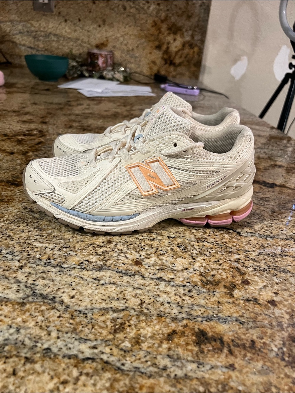 New Balance Women's Cream Mesh Sneakers Pink and Light Blue Accents No insoles